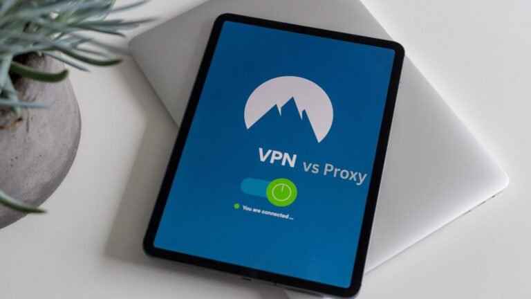 VPN vs Proxy: What’s the Difference and Which One Should You Use? VPN vs Proxy: What’s the Difference and Which One Should You Use?